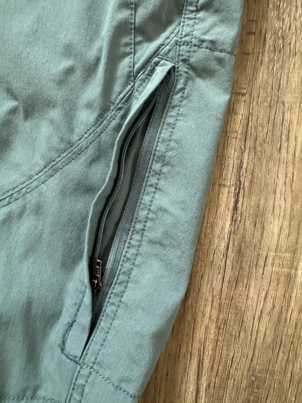 KÜHL Spire Roll-Up Stretch Hiking Cargo Pants Muted Blue - Picture 6 of 6